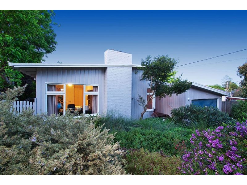 11 Bader Avenue, Nunawading VIC 3131