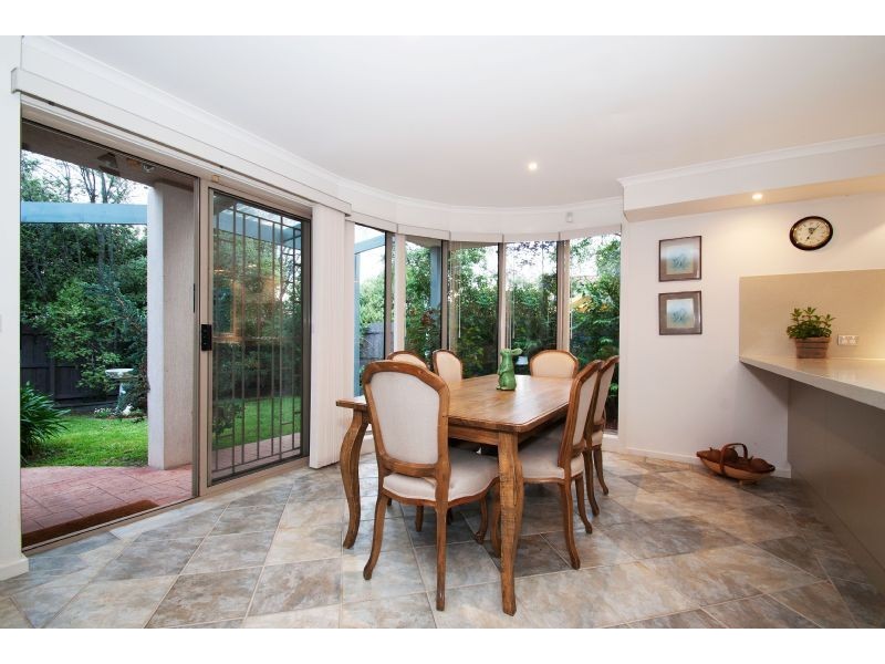 18 Patrick Court, Mitcham VIC 3132