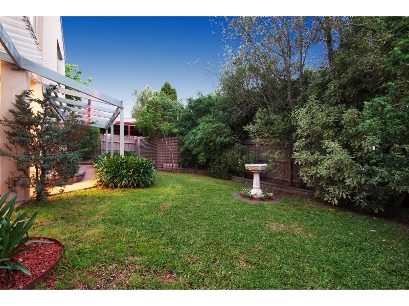 18 Patrick Court, Mitcham VIC 3132