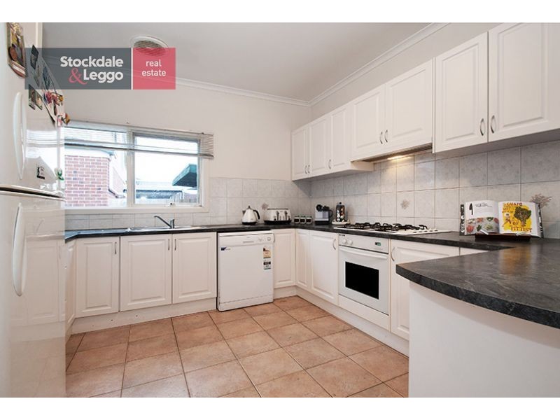 1/17 White Avenue, Bayswater North VIC 3153