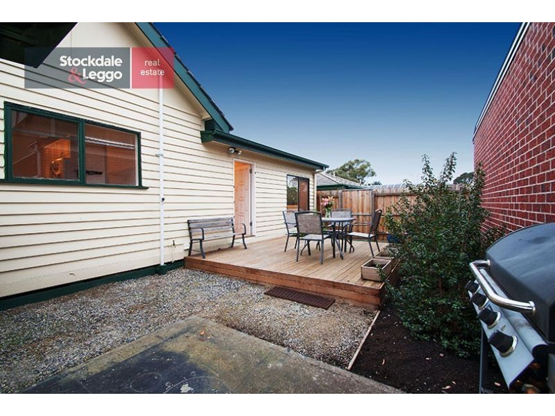 1/17 White Avenue, Bayswater North VIC 3153