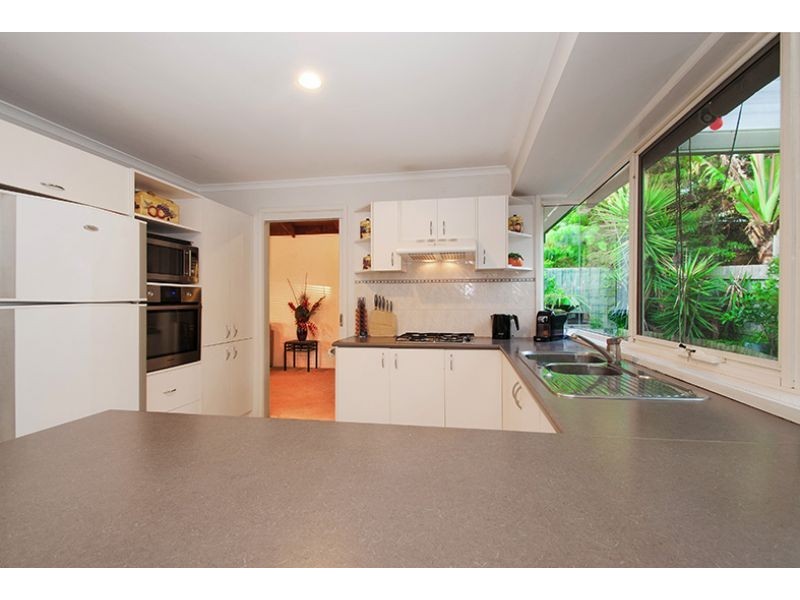 10 Bayswater View, Bayswater North VIC 3153