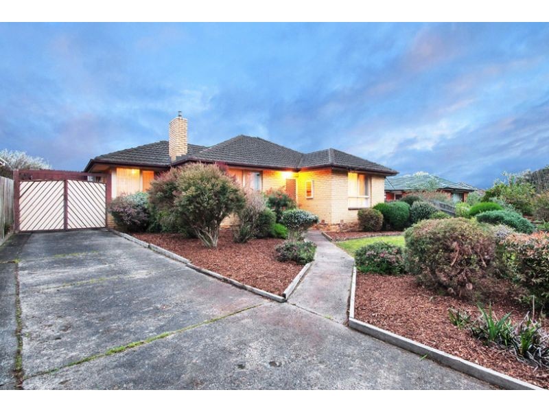 9 Streeton Road, Bayswater VIC 3153