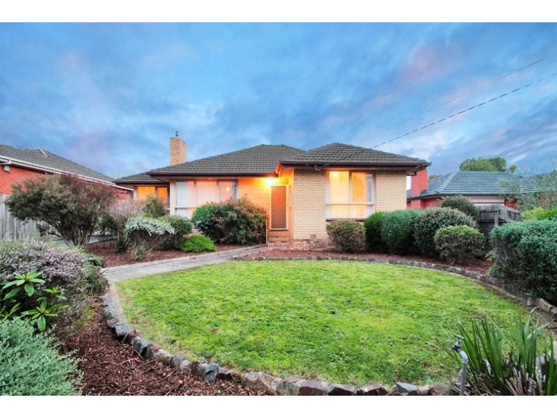 9 Streeton Road, Bayswater VIC 3153