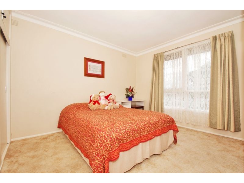 9 Streeton Road, Bayswater VIC 3153