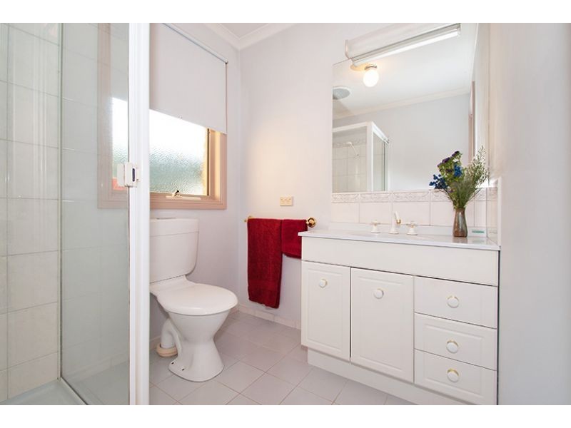 1 Imperial Avenue, Bayswater VIC 3153