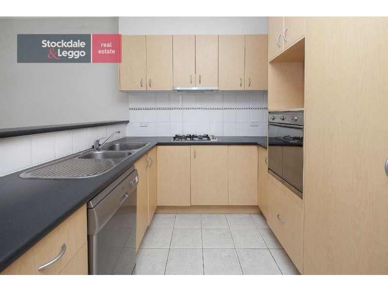 51 St Laurent Rise, Knoxfield VIC 3180