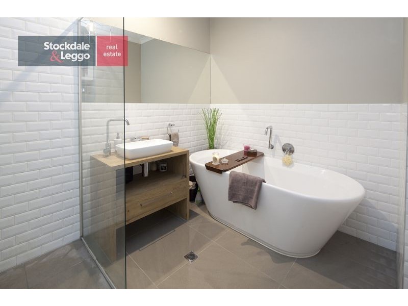 2/7 King Street, Bayswater VIC 3153