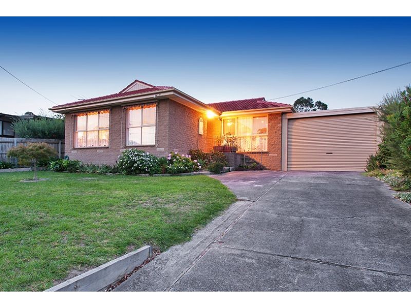 65 Begonia Avenue, Bayswater VIC 3153