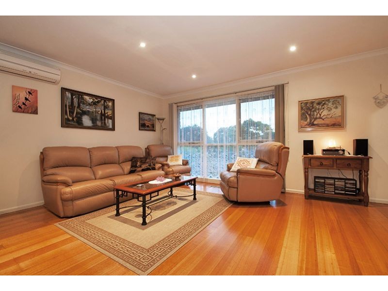 65 Begonia Avenue, Bayswater VIC 3153