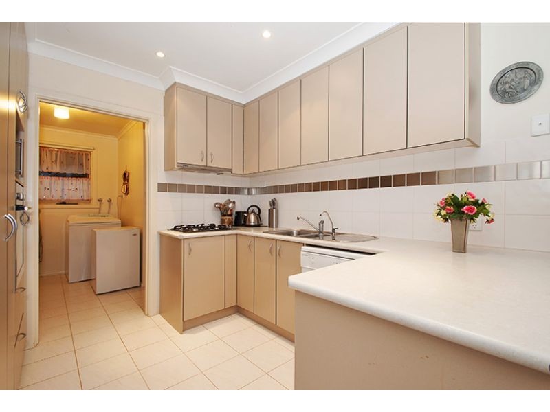 65 Begonia Avenue, Bayswater VIC 3153