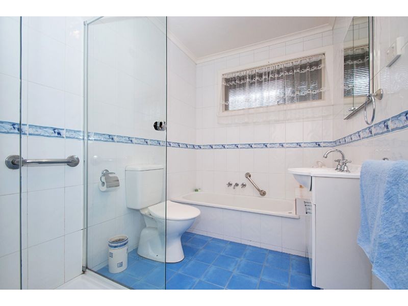 65 Begonia Avenue, Bayswater VIC 3153