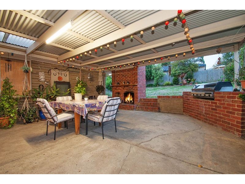 65 Begonia Avenue, Bayswater VIC 3153