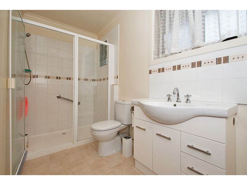 65 Begonia Avenue, Bayswater VIC 3153