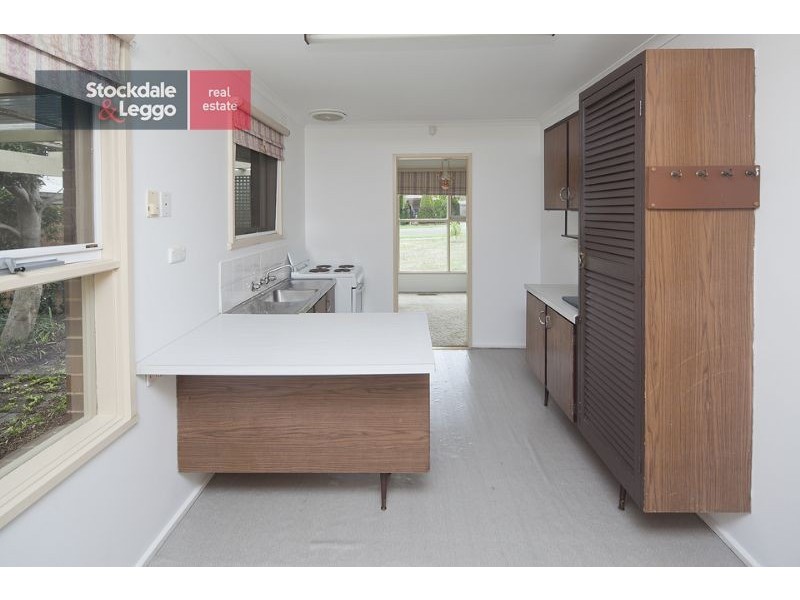 35 Sinclair Road, Bayswater VIC 3153