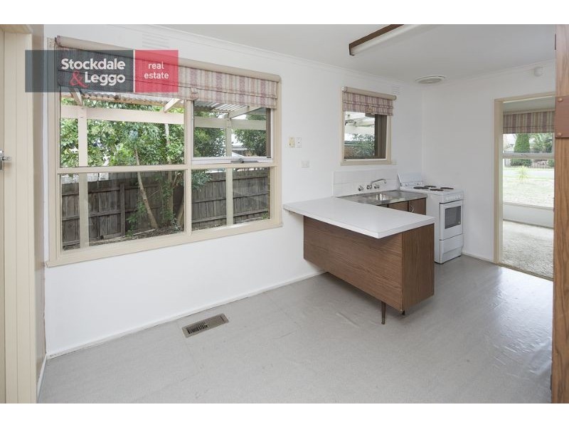 35 Sinclair Road, Bayswater VIC 3153