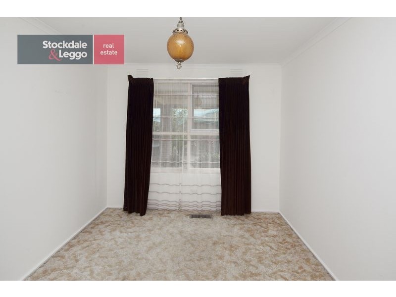 35 Sinclair Road, Bayswater VIC 3153