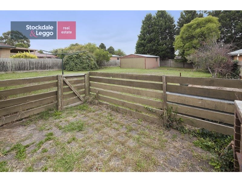 35 Sinclair Road, Bayswater VIC 3153