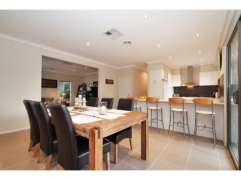 18A Grant Drive, Bayswater North VIC 3153