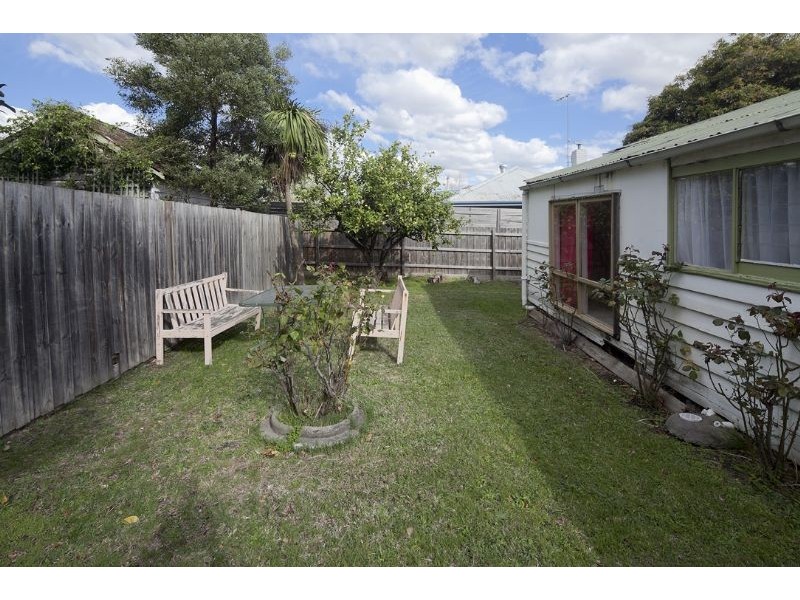 1 Gerald Street, Ferntree Gully VIC 3156