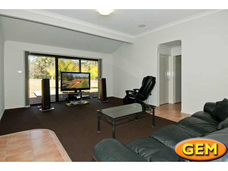 73-75 Pineview Road, Logan Village QLD 4207