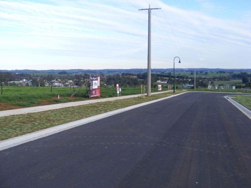 # Gibson Street, Leongatha VIC 3953