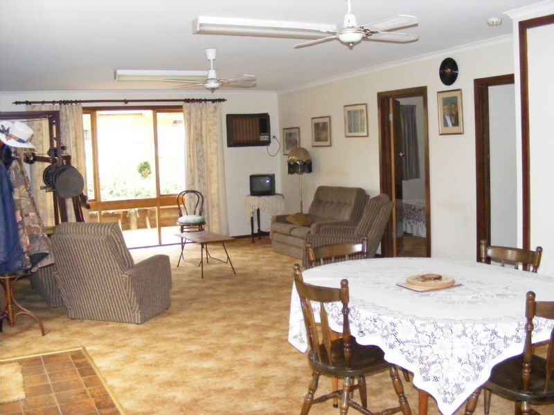 52 Parr Street, Leongatha VIC 3953