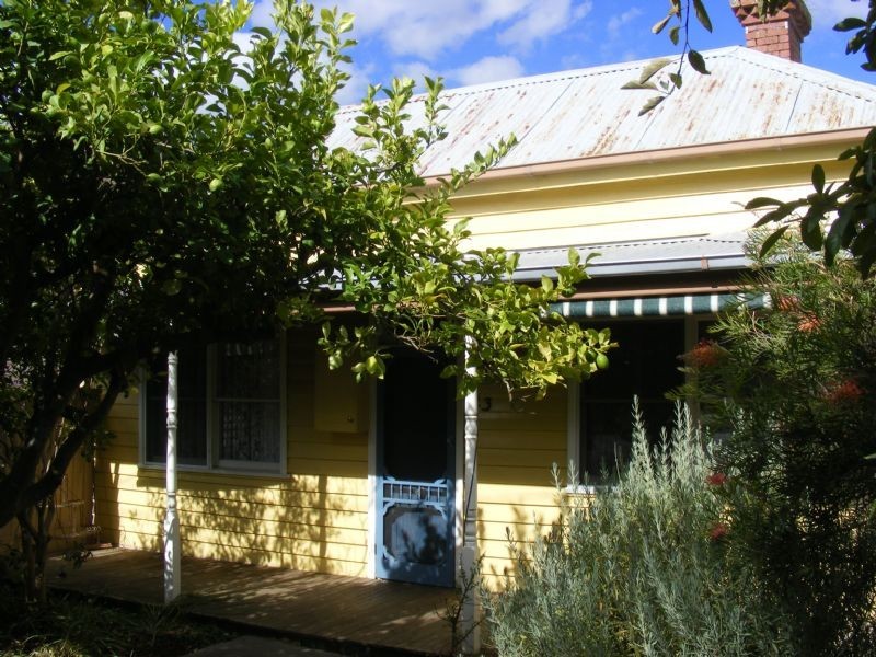 23 Roughead Street, Leongatha VIC 3953