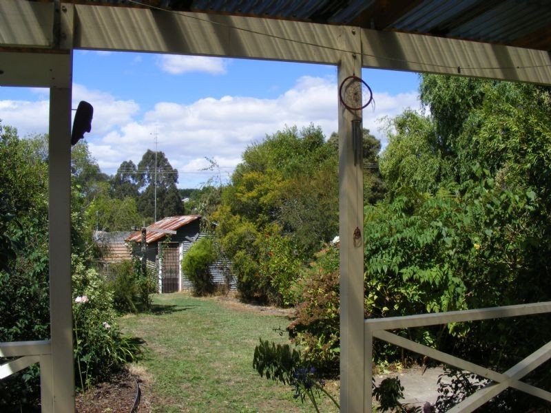 23 Roughead Street, Leongatha VIC 3953