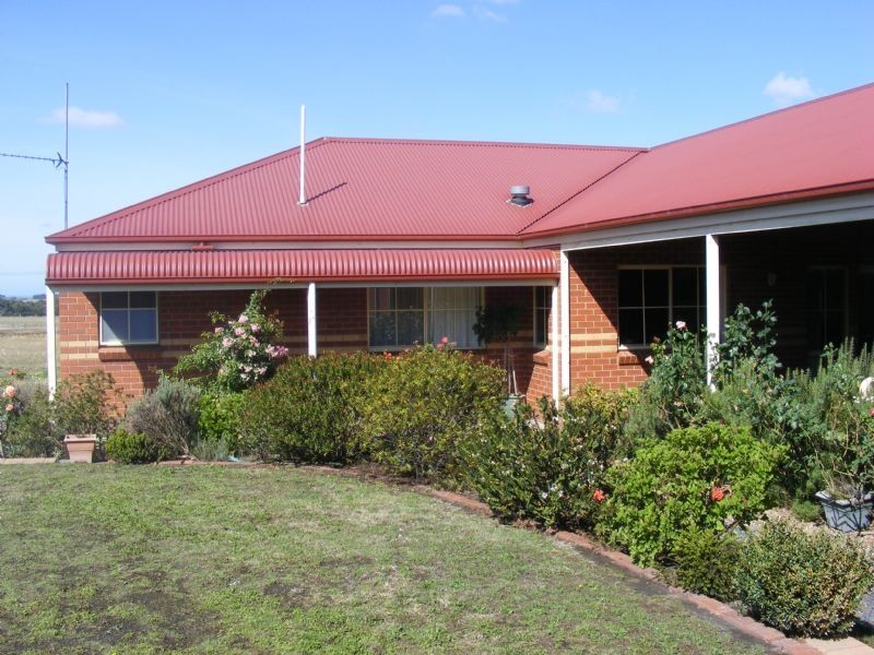 135 Gravel Pit Road, Inverloch VIC 3996