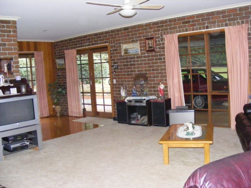 110 Leongatha North Road, Leongatha VIC 3953