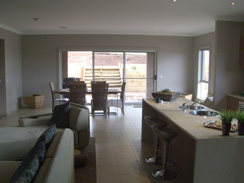 4 Silverback Place, Leongatha VIC 3953