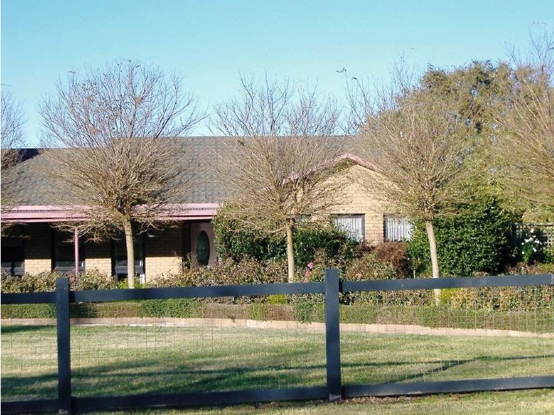25 Pincinis Lane, Mirboo North VIC 3871