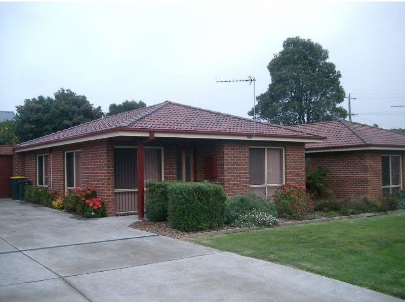 2&3/39 Peart Street, Leongatha VIC 3953