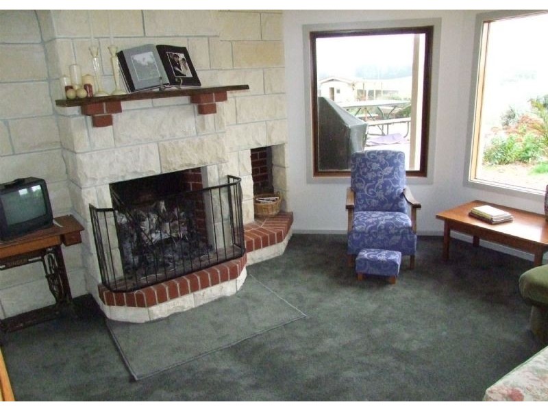 84 Martins Road, Meeniyan VIC 3956