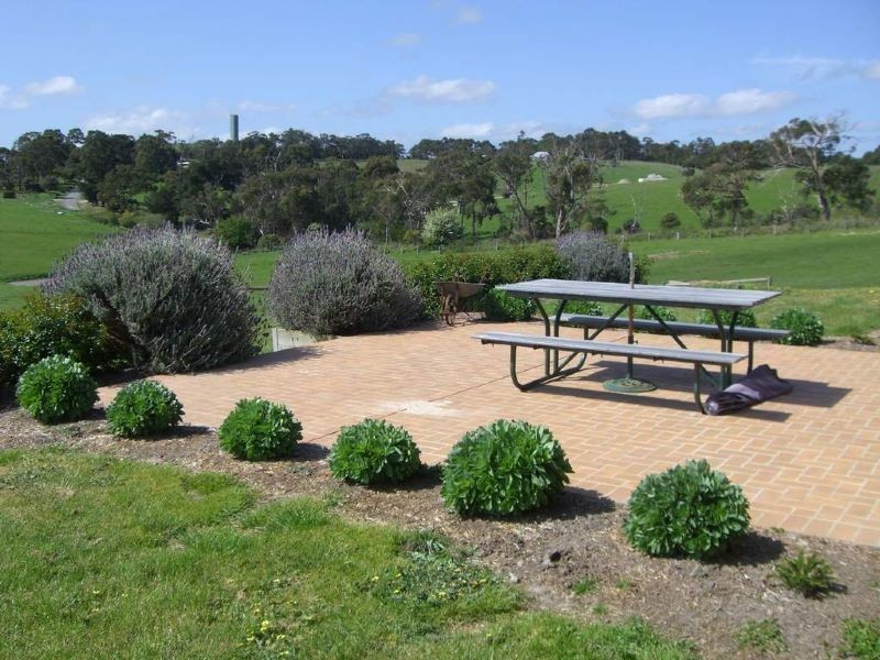 84 Martins Road, Meeniyan VIC 3956