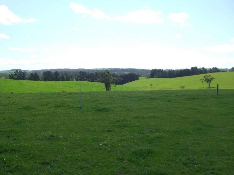 84 Martins Road, Meeniyan VIC 3956