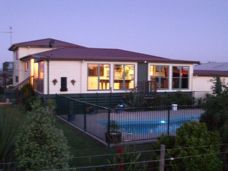 42-52 Geale Street, Meeniyan VIC 3956