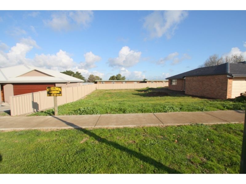 6 Parkside Close, Leongatha VIC 3953