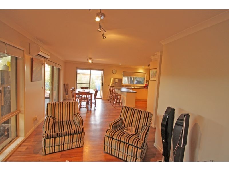 7 Laura Grove, Leongatha VIC 3953