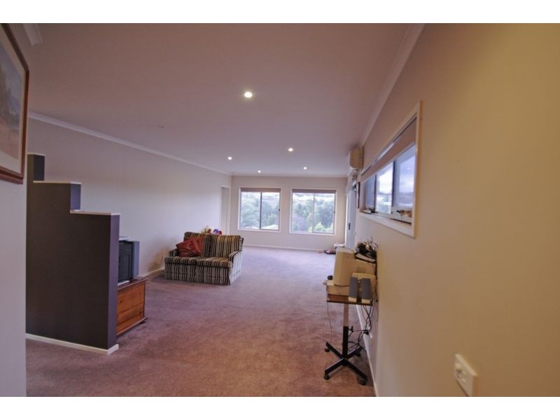 7 Laura Grove, Leongatha VIC 3953