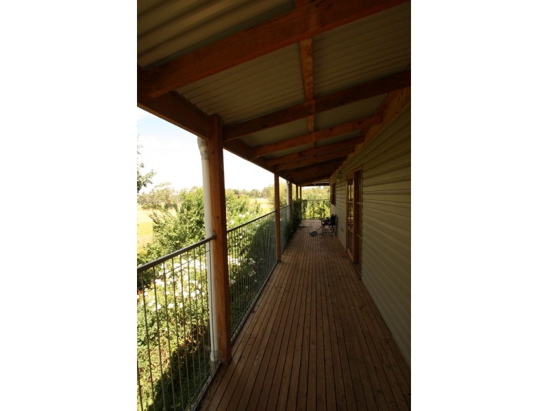 70 Hughes, Leongatha VIC 3953