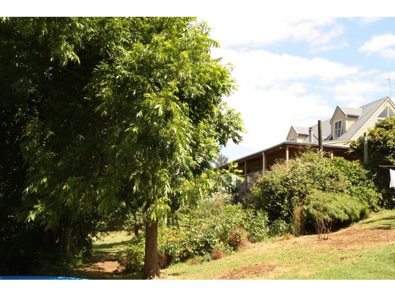 70 Hughes, Leongatha VIC 3953