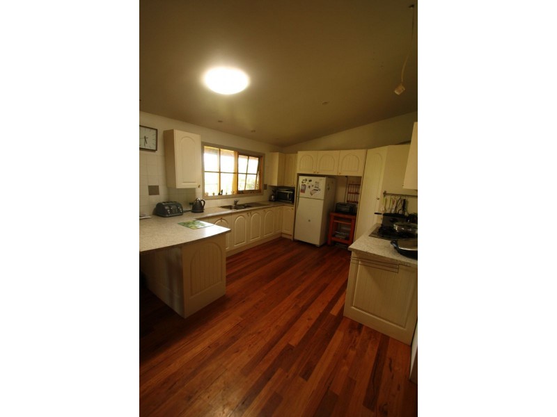 70 Hughes, Leongatha VIC 3953