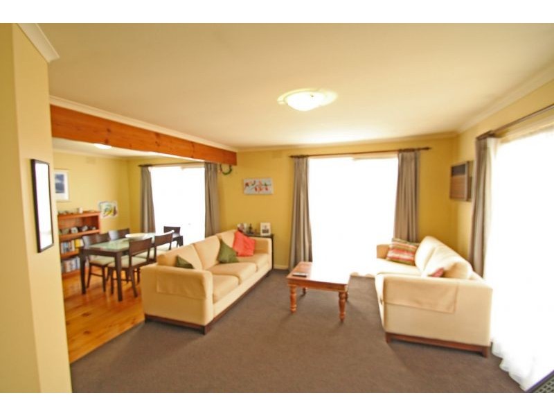 2 Griffin Road, Leongatha VIC 3953