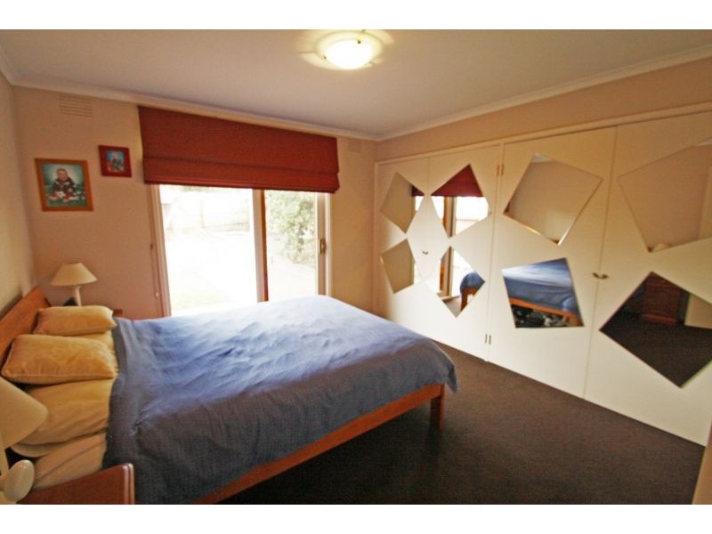 2 Griffin Road, Leongatha VIC 3953