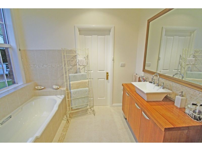 68-70 Turner Street, Leongatha VIC 3953