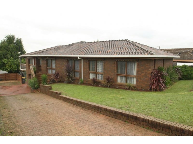 10 Walsh Court, Leongatha VIC 3953