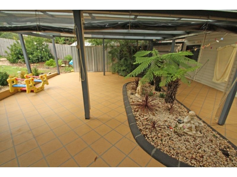 9 Lee Parade, Leongatha VIC 3953