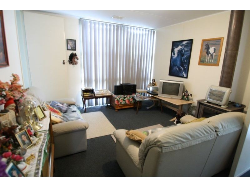 13 Byrne Street, Leongatha VIC 3953